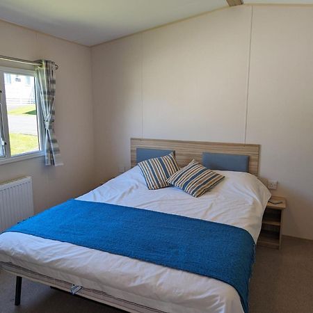 Lovely Bright Modern Caravan Swanage On Peaceful And Tranquil Holiday Park Exterior foto
